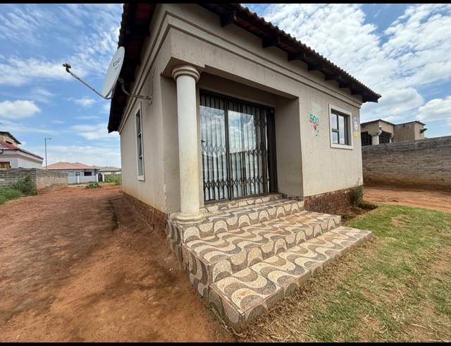 2 BEDROOM HOUSE FOR SALE IN VANDERBIJLPARK CE7